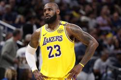 开云平台-NFL悍将受启发！赛前(qián)观赏詹姆斯集錦(jǐn)激勵(lì)备战力量