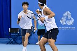 开云下载-全运会網(wǎng)球男雙(shuāng)决赛:唐盛 / 孙浅 2-1 力克布云朝克特 / 郑展(zhǎn)，逆转夺金
