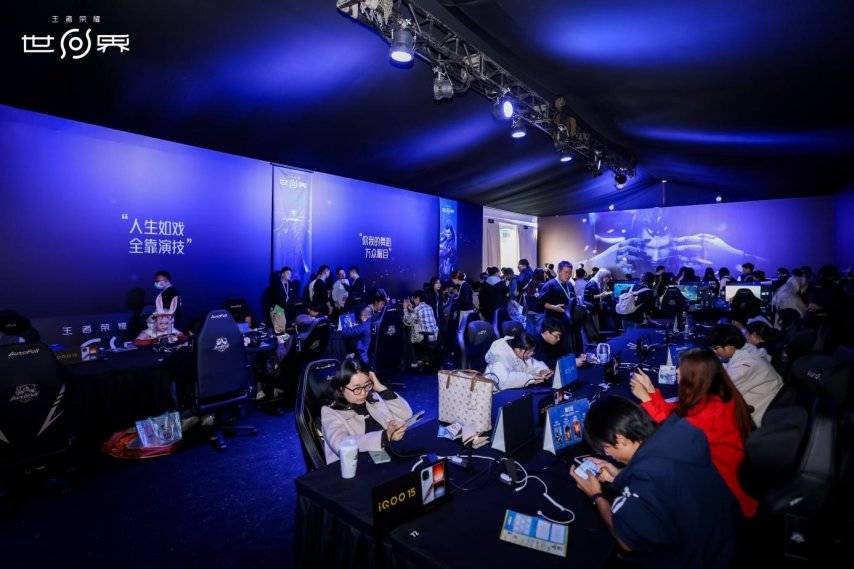 王者荣耀十周年重磅官宣,《王者荣耀世界》2026年春天与玩家见面