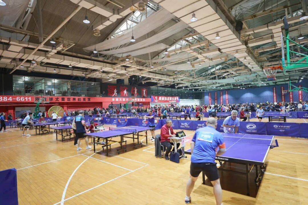 市直机关乒乓球、羽毛球比赛开赛