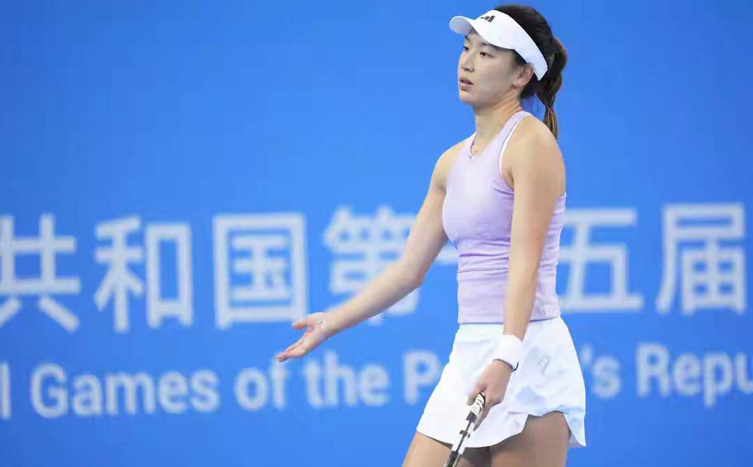 全运会网球女单半决赛：朱琳以2-0战胜王欣瑜 晋级决赛